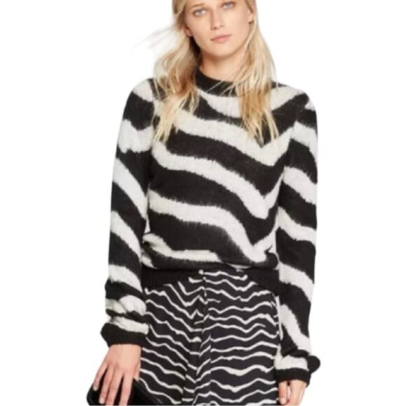Who What Wear Sweater Crew Neck Fuzzy Zebra Black Gray Women’s Size XL - Picture 12 of 12